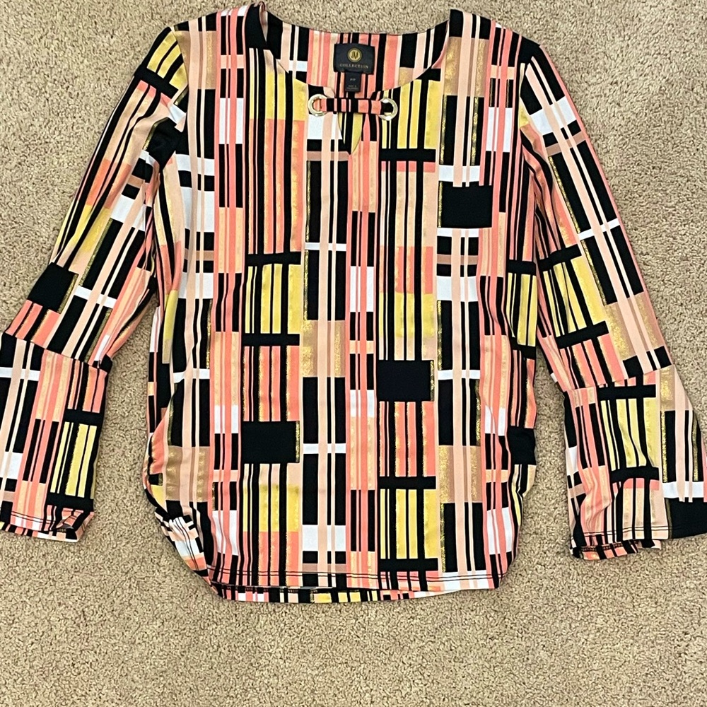 Beautiful Patterned Long Sleeve Blouse